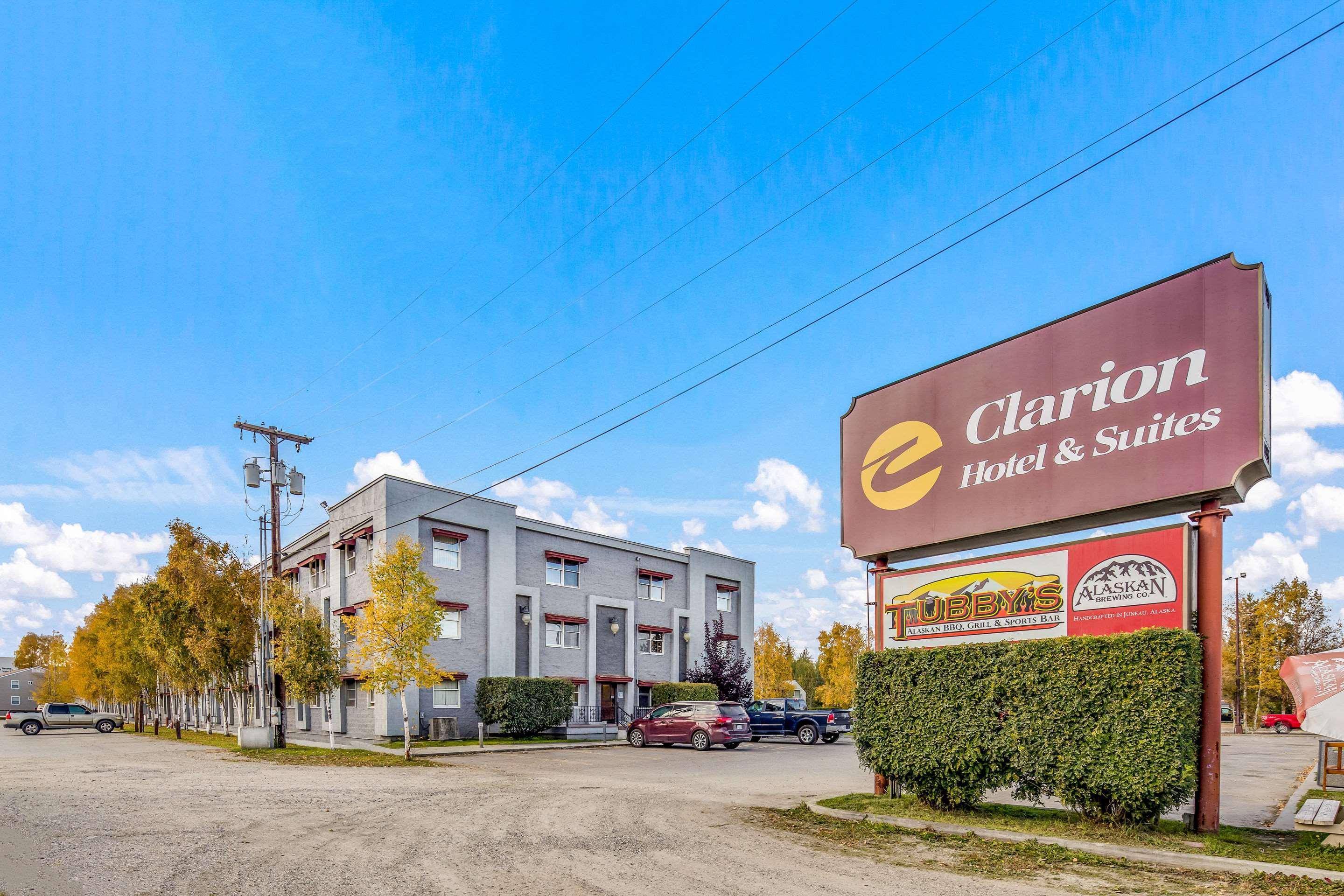 Clarion Hotel & Suites Fairbanks Near Ft Wainwright Экстерьер фото